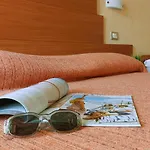 Condor Hotel 3*
