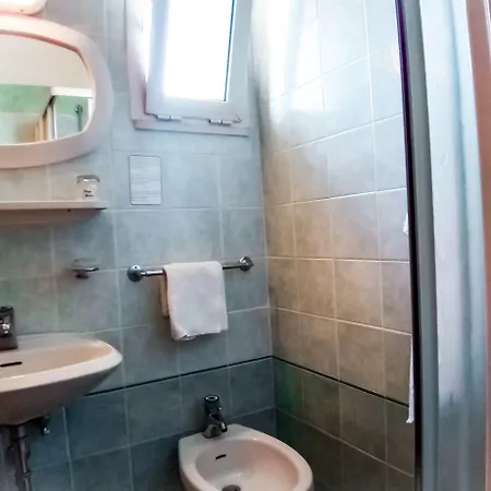 Condor Hotel 3*