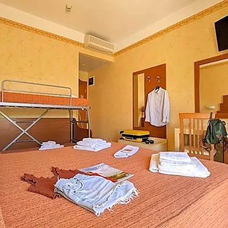 Condor Hotel